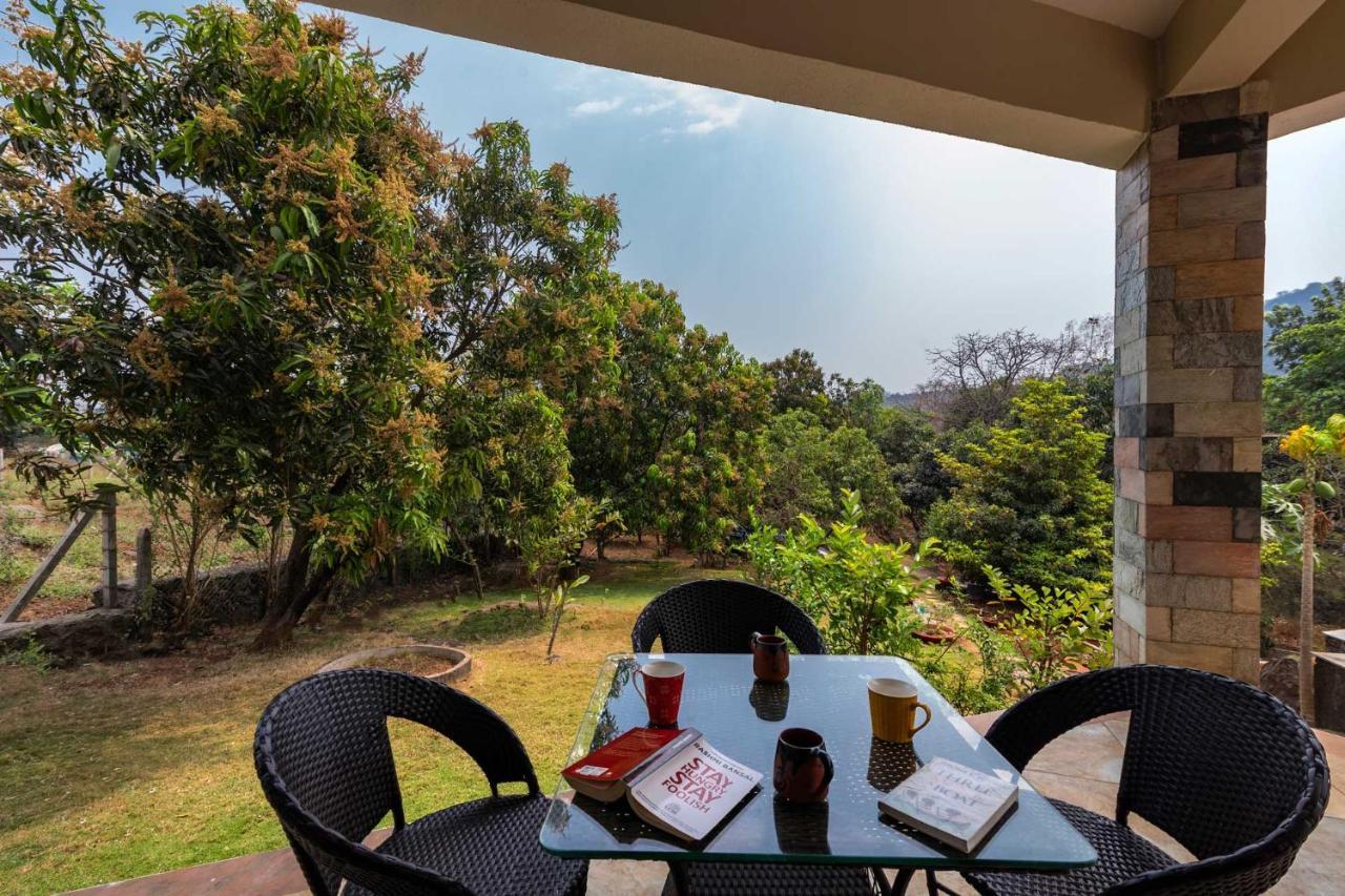 Aqua & Sage By Stayvista - Riverside Villa With Pool & Terrace Karjat Ngoại thất bức ảnh