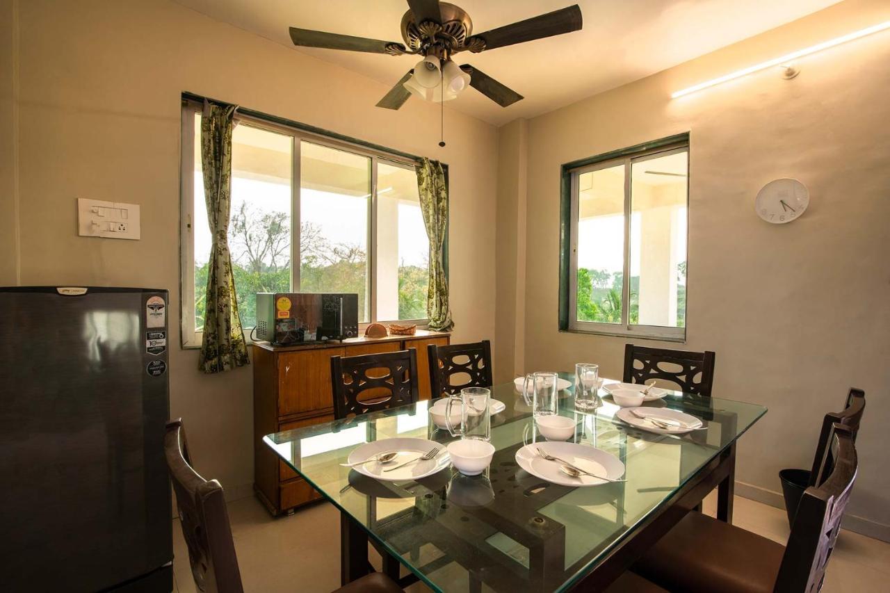 Aqua & Sage By Stayvista - Riverside Villa With Pool & Terrace Karjat Ngoại thất bức ảnh